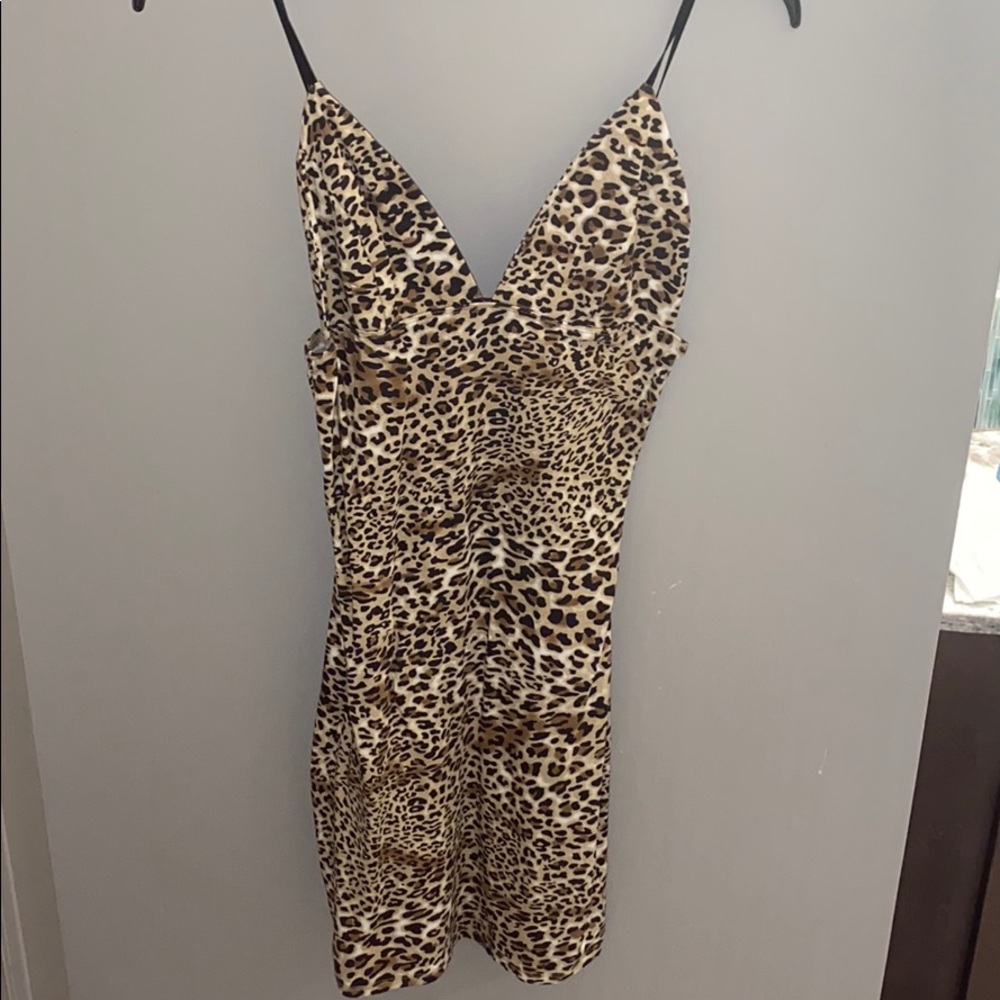 Body con cheetah dress